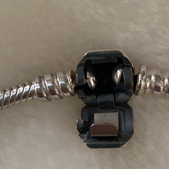 Pandora Moments Snake Chain Bracelet - Picture 7 of 11